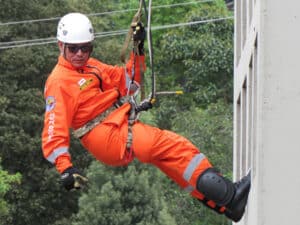 arnés vertical para rescate en alturas